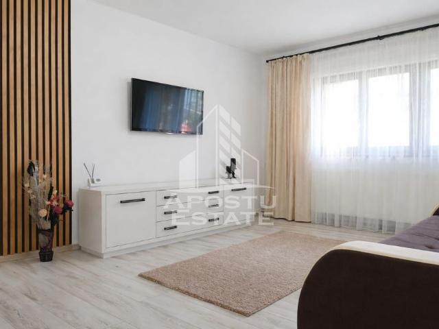 Apartament 2 camere,zona Polivalenta,60mp