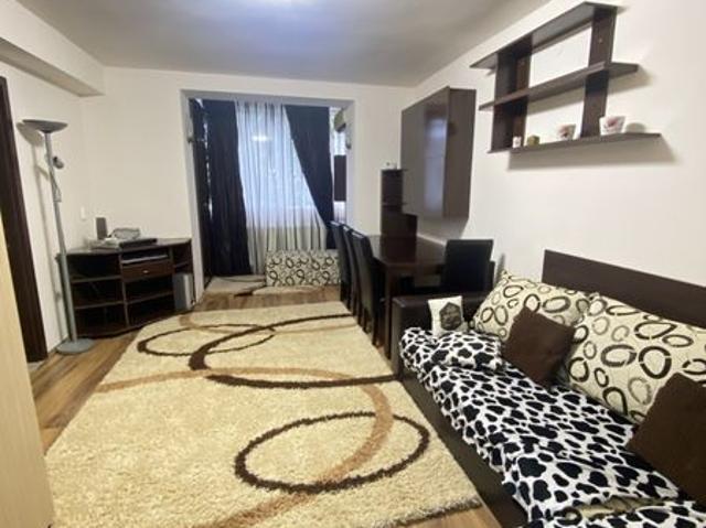 Apartament 2 camere, zona Piata Mica, etaj 1
