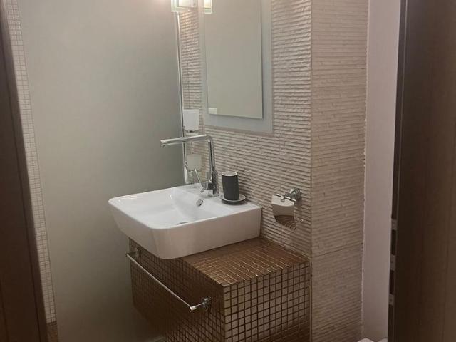Apartament 2 camere, zona Piata Victoriei, mobilat