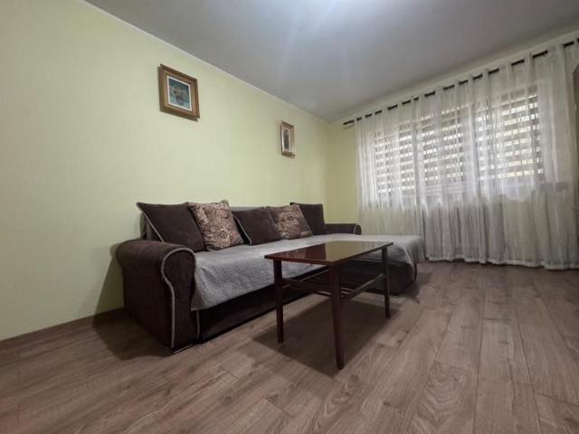 Apartament 2 camere zona Uvertura Mall