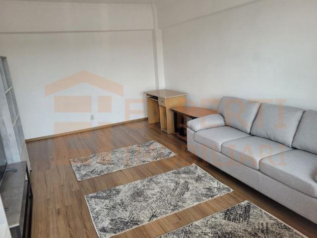 Apartament 2 camere, zona Victoria Tomis I, termen lung