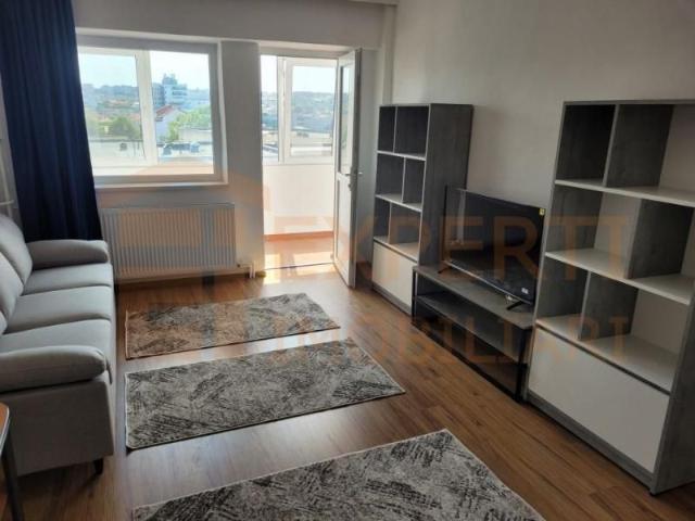 Apartament 2 camere, zona Victoria Tomis I, termen lung