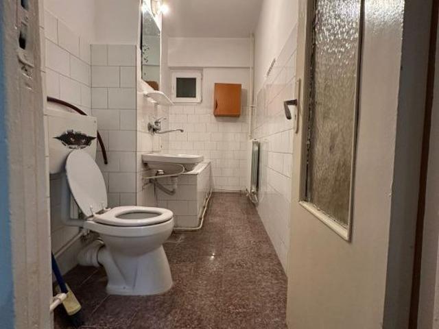 Apartament 2 camere, Zona Vidin, parter