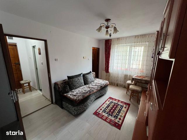 Apartament 2 camere, 30mp Zona 9 mai, Târgu Jiu