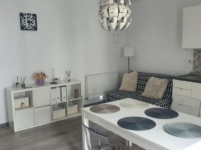Apartament 2 camere 45mp, finisat modern, zona Semicentrala