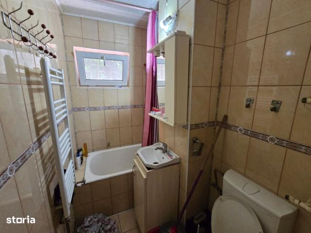Apartament 2 camere, 40 metri, etaj parter Cod: 157820