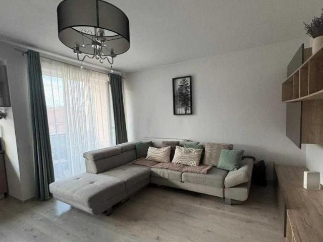 Apartament 2 camere 42mp, balcon, finisat modern, zona Intre Lacuri