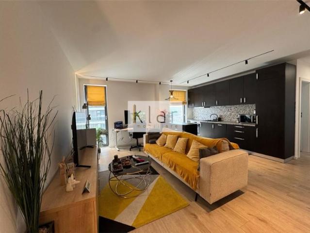 Apartament 2 camere 54mp,terasa,boxa,parcare, Azoria Frunzisului