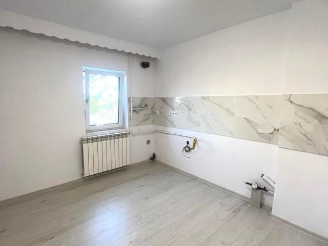 Apartament 2 camere 54mp zona Unitatea Militara finisat 75.000eur neg