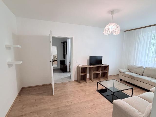 Apartament 2 camere 55mp, etaj intermediar, zona Semicentrala