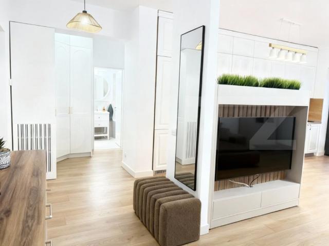 Apartament 2 camere, 57 mp+12 mp, zona Tudor Vladimirescu