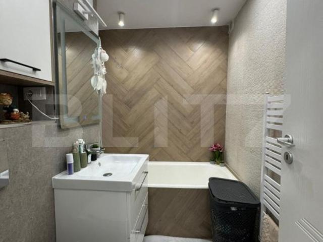 Apartament 2 camere, 50 mp, etaj intermediar, decomandat, George Enesc