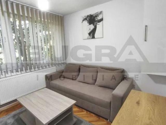 Apartament 2 camere, 50mp, etaj intermediar, parcare, zona Iulius Mall