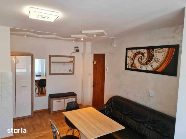 Apartament 2 camere 50mp, finisat mediu, zona Piata Marasti
