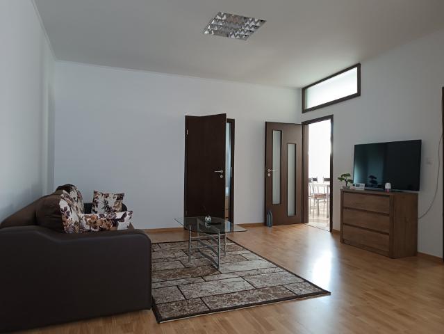 Apartament 2 camere 66 mp cu 86 mp gradina, la vila C10031