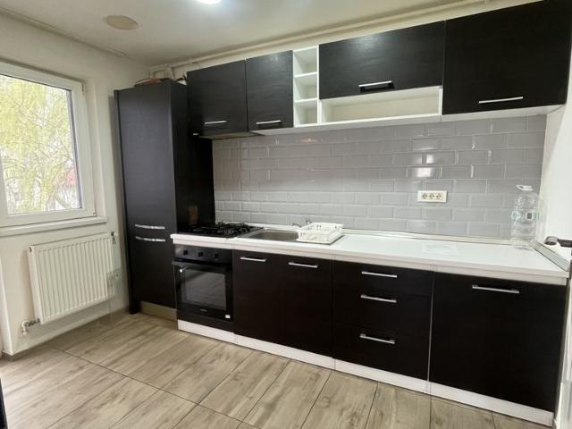 Apartament 2 camere, 60 mp, terasă mare, parcare, nemobilat