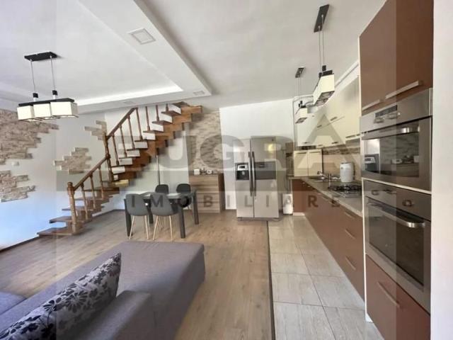 Apartament 2 camere, 60 mp, 2 parcari, curte, zona Ultracentrala