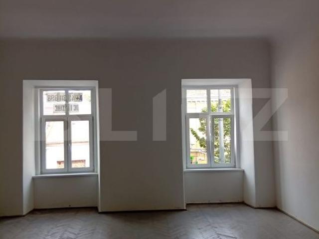 Apartament 2 camere, 75 mp, zona Piata Unirii