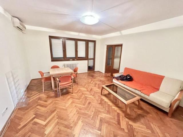 Apartament 2 camere | 85 mp | imobil de 3 etaje | strada Plantelor