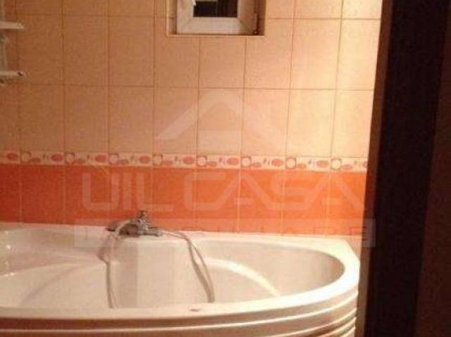 Apartament 2 CD, Nicolina 1