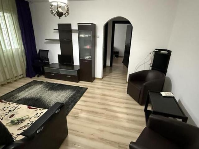 Apartament 2 Tătărași 360 EURO