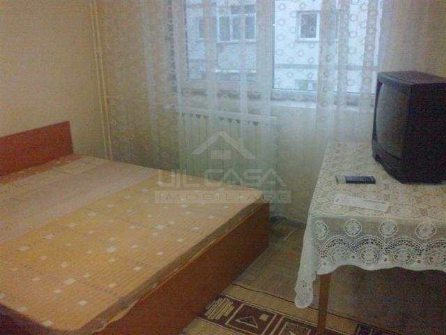 Apartament 2CD, Canta