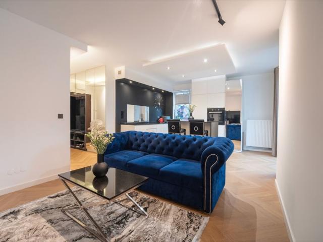 Apartament 39,63 m² z 100 m ogródkiem glamour w Ząbkach