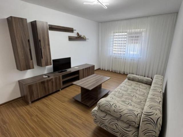 Apartament 3 cam, cf 1, dec, etaj 3/4, Malu Rosu