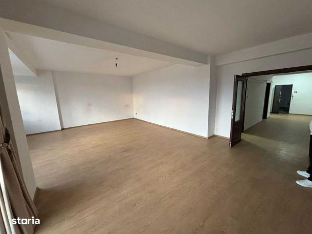 Apartament 3 cam Voluntari, numai 1000 E/m. P.la iesirea din Bucuresti