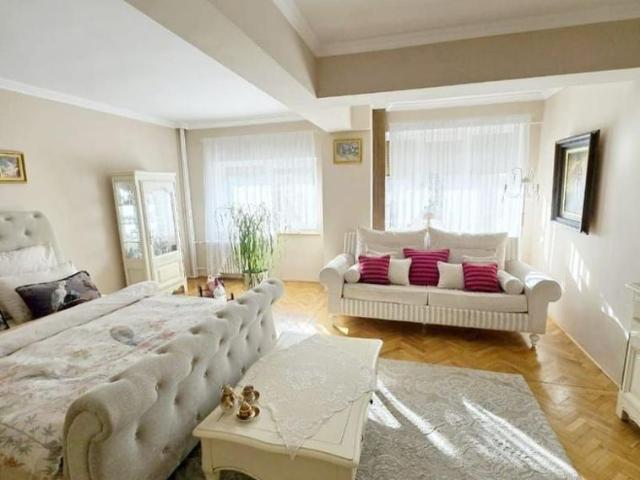 Apartament 3 camere Magheru
