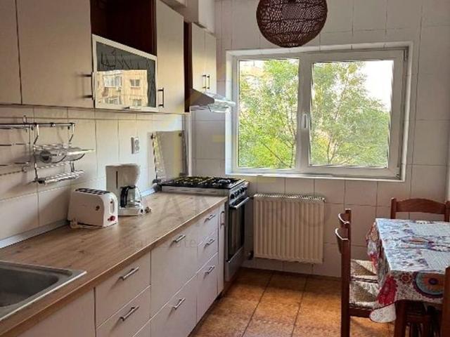 Apartament 3 camere Metrou Tineretului Parc Calea Vacaresti Parcare