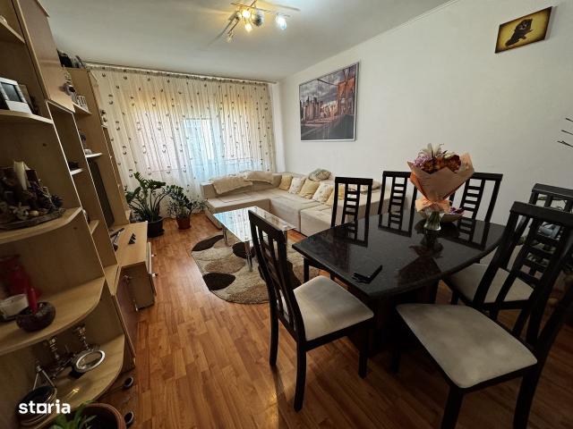 Apartament 3 camere Mioveni, 2 bai, 2 balcoane, Robea, mobilat utilat