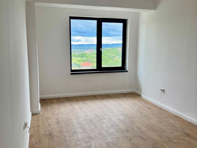 Apartament 3 camere Miroslava!
