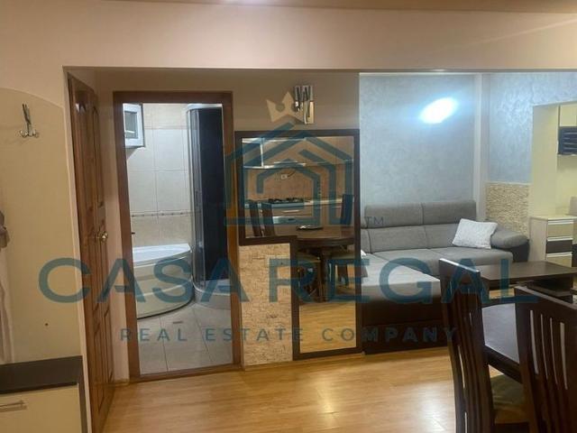 Apartament 3 camere, mobilat modern, et. 3, zona Decebal – AC, parcare