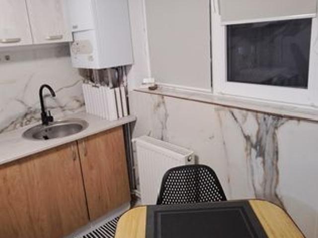 Apartament 3 camere mobilat si utilat zona Gemenii