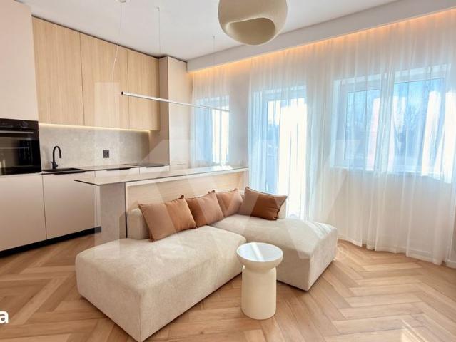 Apartament 3 camere modern | prima inchiriere | parcare | bloc nou