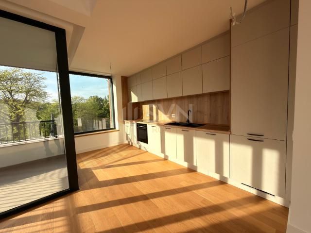 Apartament 3 camere nemobilat I Pipera I Lux I De inchiriat