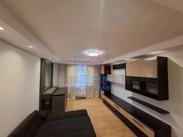Apartament 3 Camere Nicolina Prima Statie