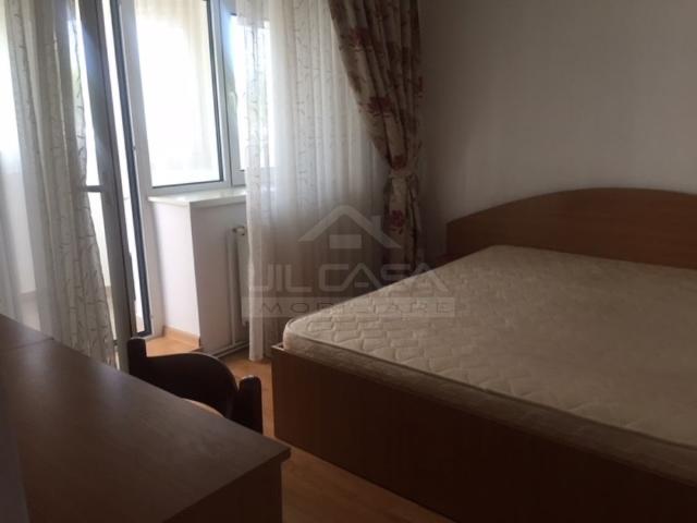 Apartament 3 camere, Nicolina 1