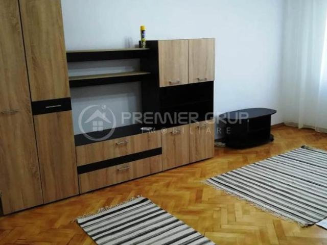 Apartament 3 camere, Nicolina, 75mp