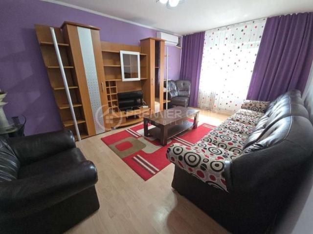 Apartament 3 camere, Nicolina, 81mp