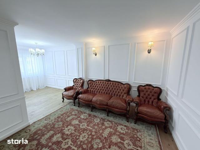 Apartament 3 camere nou renovat Piata Mare