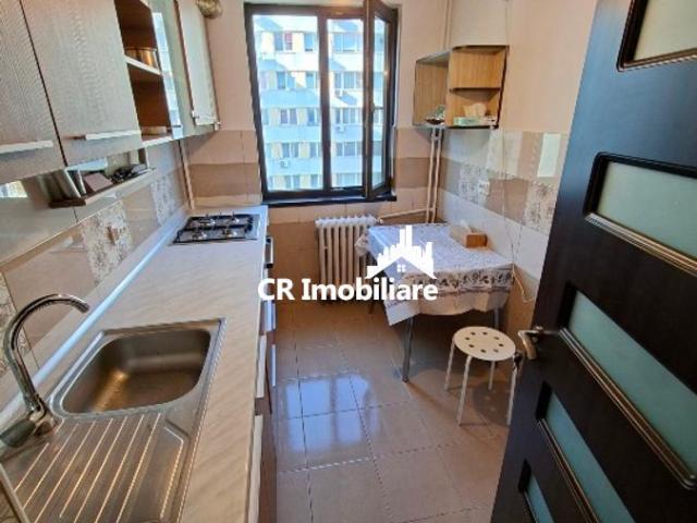 Apartament 3 camere, Obor