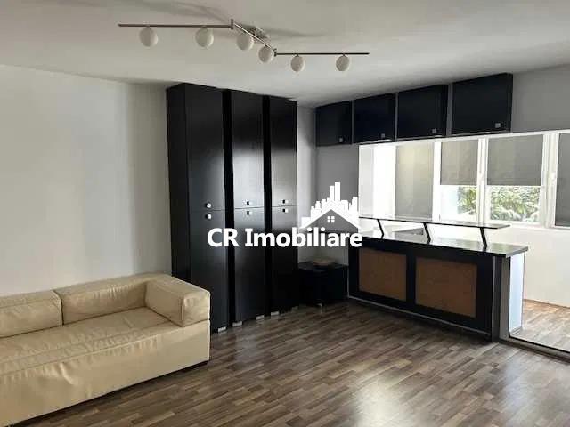 Apartament 3 camere Oltenitei Stolnici