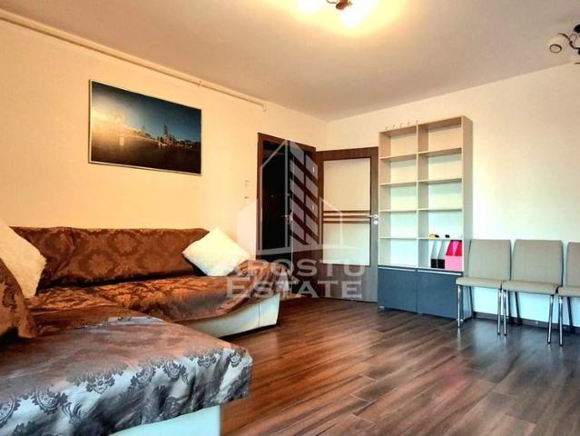 Apartament 3 camere Adora Park cu loc de parcare