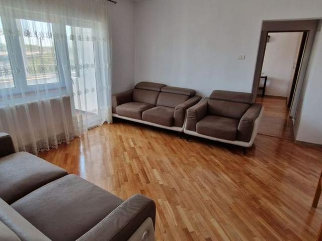 Apartament 3 camere Afi / Atrium Mall