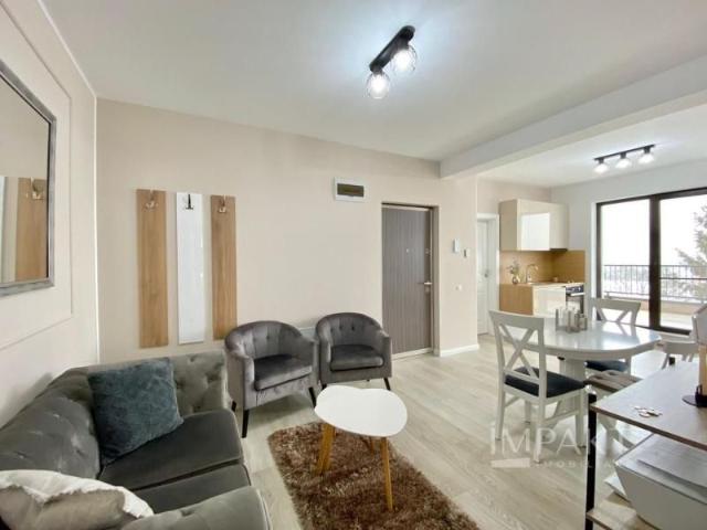 Apartament 3 camere aflat la 2 pasi de UMF! Disponibil din 1 August