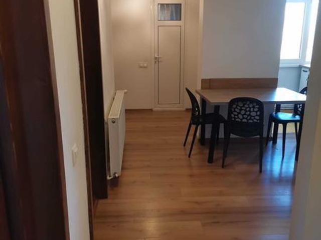 Apartament 3 camere Aleea Cornisa, pentru Studenti, Medici Rezidenti