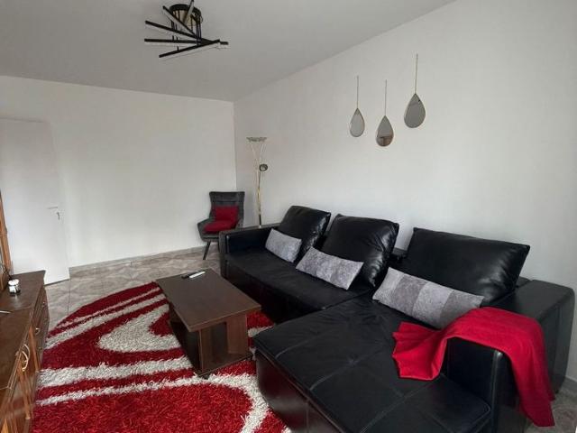 Apartament 3 camere – Aleea Salaj