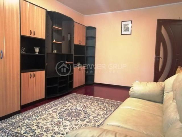 Apartament 3 camere, Alexandru cel Bun, 70mp